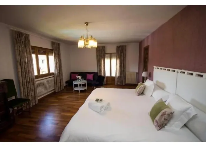 Balcon De Pilatos * Palazuelos de Eresma